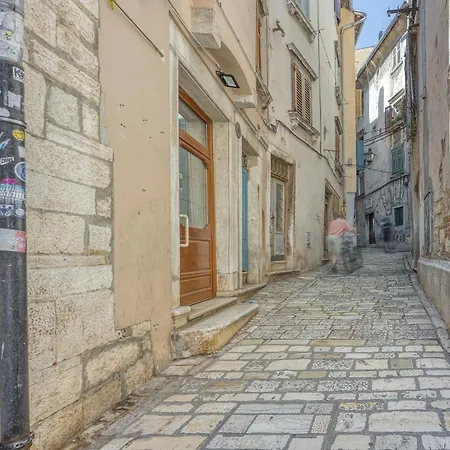Milena Old Town Апартаменты